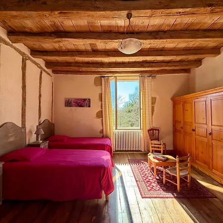 La Maison De Villars Au Coeur De La Nature * Pressac