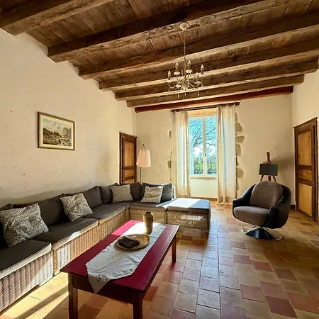 La Maison De Villars Au Coeur De La Nature Pressac